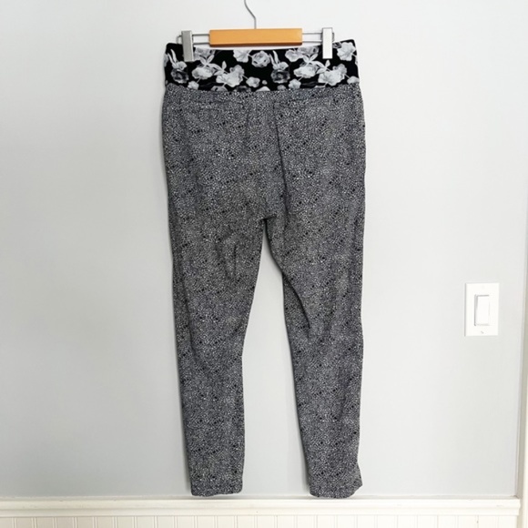 RARE lululemon departure pants plush petal - Size 4 - Picture 6 of 7